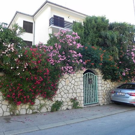 Apartments Katalenic Selce Exteriér fotografie